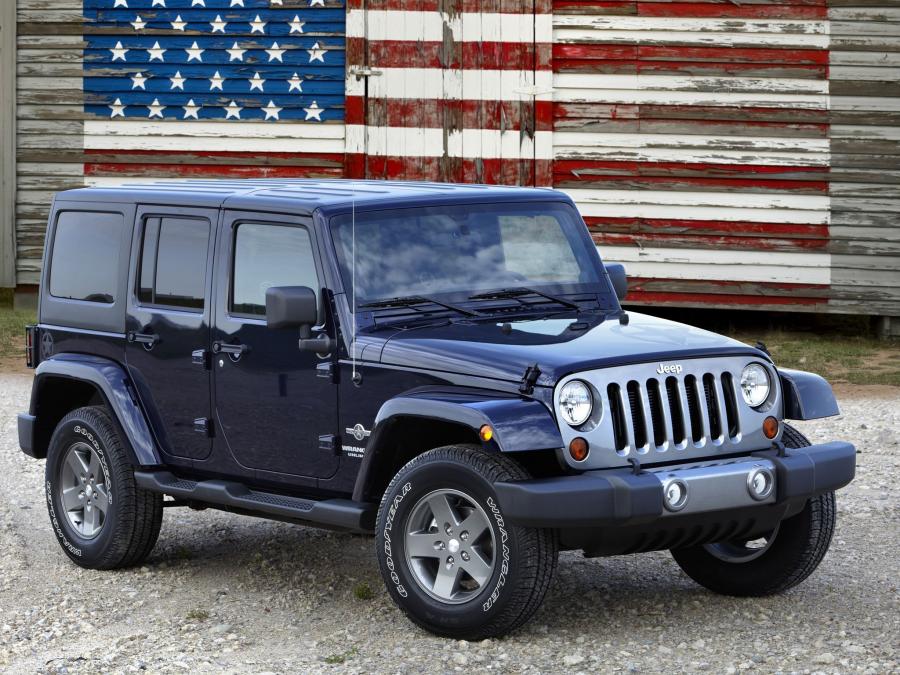  Jeep Wrangler Unlimited Freedom 2012 года  (фото 9 из 9)